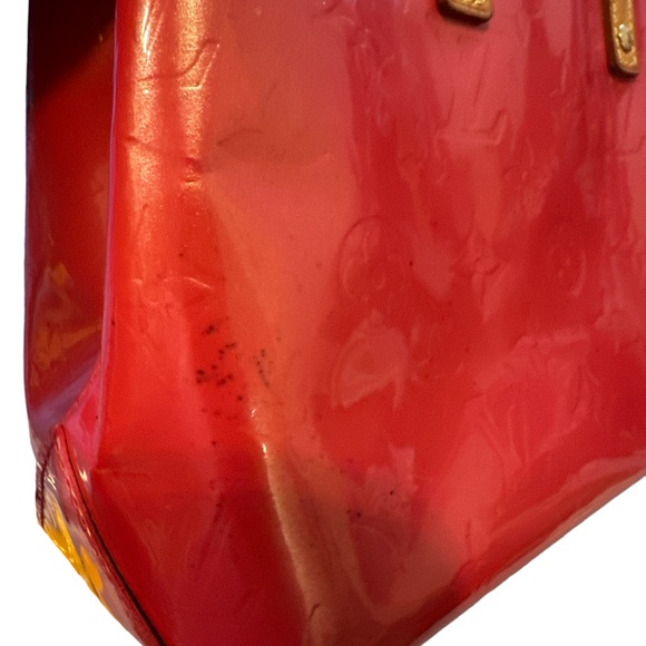 Louis Vuitton Bags Monogram Vernis is a very beautiful red/orange color - Picture 3 of 11